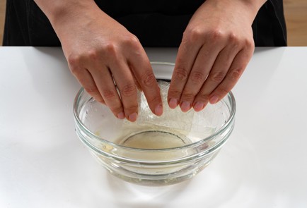 Фото шага рецепта Заливные яйца 173846 шаг 7  