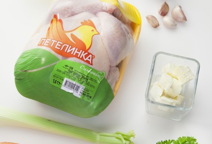 Фото шага рецепта Запеченная курица с овощами 17672 шаг 1  