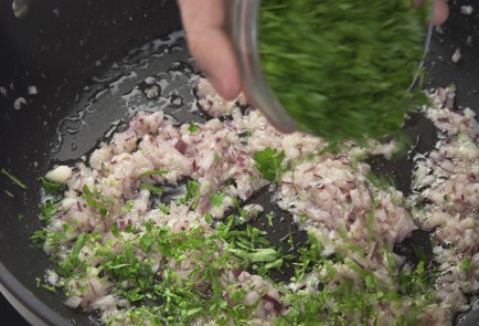 Фото шага рецепта Запеченная курица с овощами 17672 шаг 2  