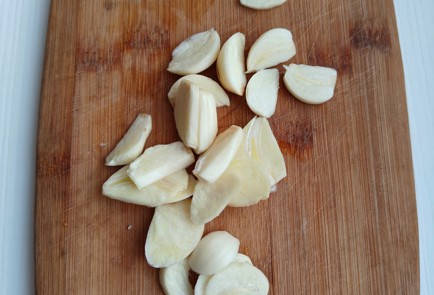 Фото шага рецепта Запеченная баранья нога с чесноком 175328 шаг 5