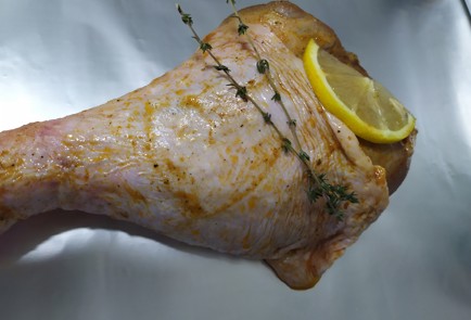 Фото шага рецепта Голень индейки в духовке 189722 шаг 7  