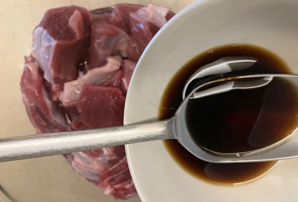 Фото шага рецепта Запеченная говядина с картофелем 189988 шаг 4  