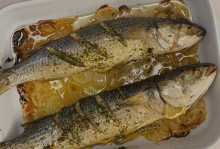 Фото шага рецепта Запеченная кефаль 69093 шаг 5  