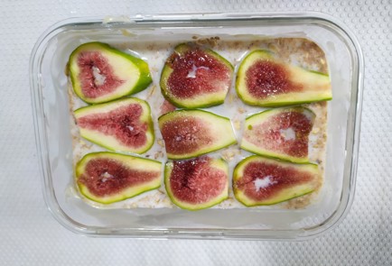 Фото шага рецепта Запеченная овсянка с инжиром 190325 шаг 9  