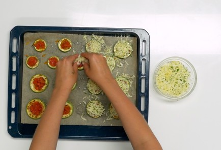 Фото шага рецепта Фаршированные кабачки 37719 шаг 11  