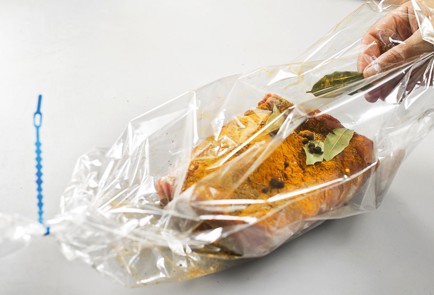 Фото шага рецепта Запеченный карбонад 26606 шаг 2  