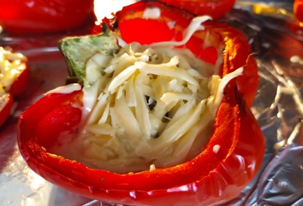 Фото шага рецепта Запеченные перцы 189283 шаг 9  