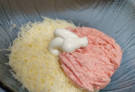 Фото шага рецепта Запеченные роллы 190690 шаг 5  