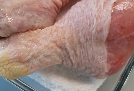 Фото шага рецепта Запеченные трюфельные куриные ножки 173368 шаг 4  