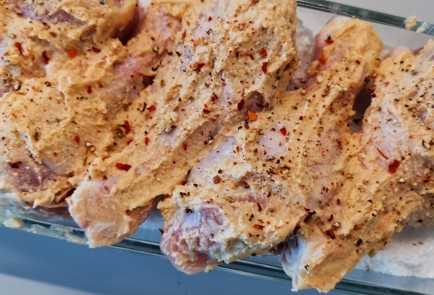 Фото шага рецепта Запеченные трюфельные куриные ножки 173368 шаг 6  