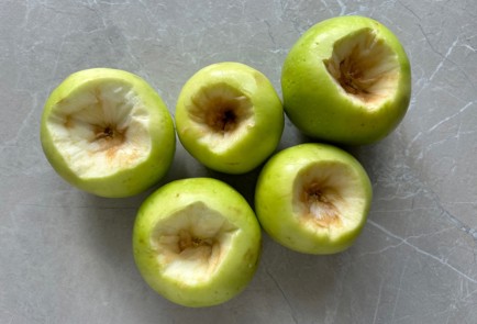 Фото шага рецепта Запеченные яблоки 187047 шаг 3  