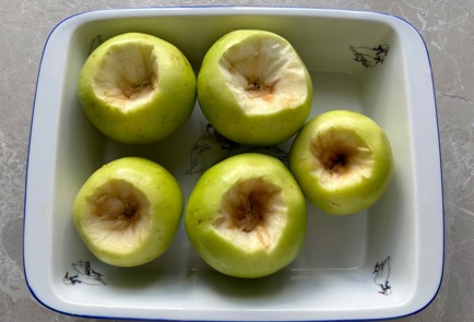 Фото шага рецепта Запеченные яблоки 187047 шаг 4  