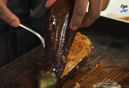 Фото шага рецепта Запеченный баклажан с фалафелем 125552 шаг 6  