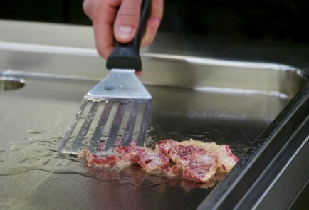 Фото шага рецепта Запеченный батат с яйцом 152381 шаг 3