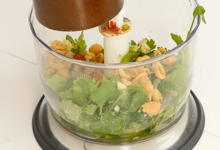 Фото шага рецепта Запеченный камамбер с соусом чатни 94007 шаг 6  