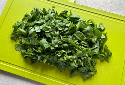 Фото шага рецепта Запеченный картофель с семгой и шпинатом 174245 шаг 4