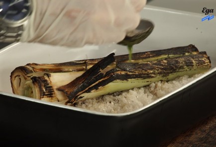 Фото шага рецепта Запеченный порей фаршированный ванильным пореем 125881 шаг 5  