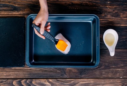 Фото шага рецепта Запеченный стейк из малоглазого макруруса с овощным соте 139323 шаг 1  