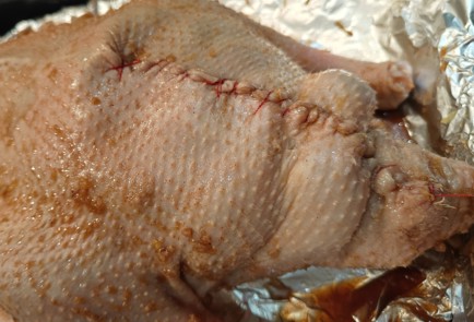 Фото шага рецепта Запеченный гусь с апельсинами и яблоками 191212 шаг 13