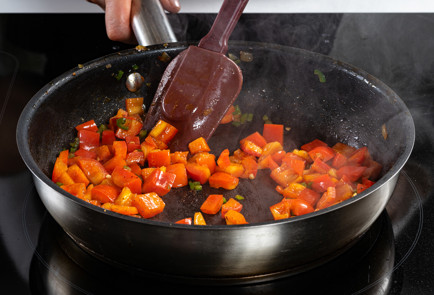 Фото шага рецепта Запеканка из батата с курицей 191253 шаг 7  