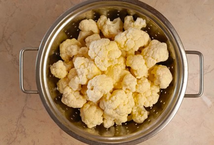 Фото шага рецепта Запеканка из цветной капусты с ветчиной 186976 шаг 2