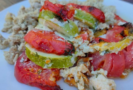 Фото шага рецепта Запеканка из кабачков помидоров и домашнего творога 174519 шаг 13  