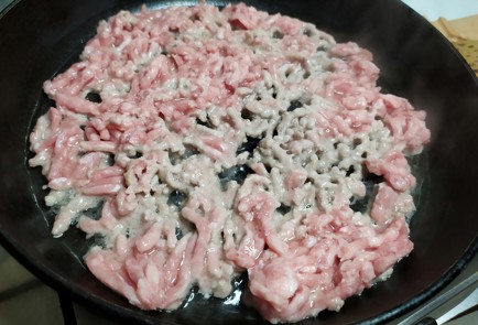 Фото шага рецепта Запеканка из кабачков с фаршем и моцареллой 188290 шаг 2  