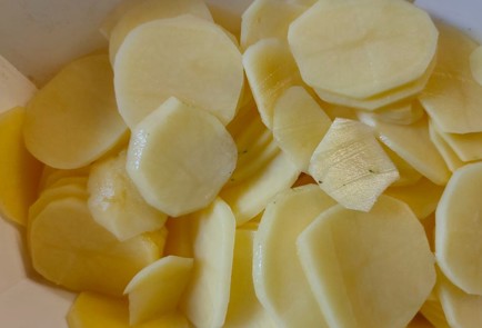 Фото шага рецепта Запеканка из картофеля и цукини с сыром 187038 шаг 3  