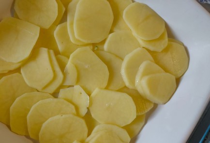 Фото шага рецепта Запеканка из картофеля и цукини с сыром 187038 шаг 5  