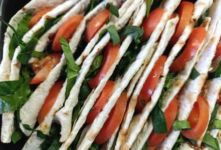 Фото шага рецепта Запеканка из лаваша с помидором и шпинатом 191086 шаг 12