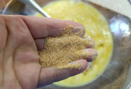 Фото шага рецепта Запеканка из лаваша с помидором и шпинатом 191086 шаг 6