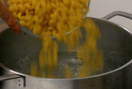 Фото шага рецепта Запеканка из макарон 151191 шаг 1  