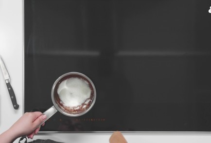 Фото шага рецепта Запеканка из рикотты с ягодным соусом 189536 шаг 7  