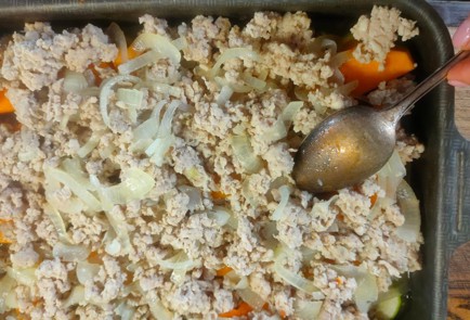 Фото шага рецепта Запеканка из тыквы и кабачка с куриным фаршем 174786 шаг 10  