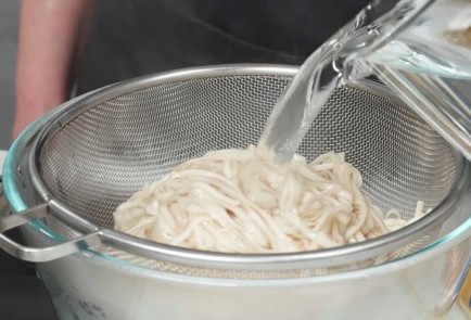 Фото шага рецепта Запеканка из яичной лапши c курицей 173512 шаг 10  