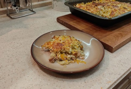 Фото шага рецепта Запеканка с капустой и куриными бедрышками 189852 шаг 14  