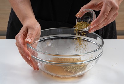 Фото шага рецепта Заправка для греческого салата 173981 шаг 5  