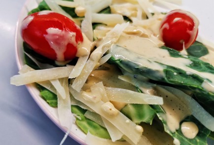 Фото шага рецепта Заправка к салату Цезарь 31130 шаг 15  