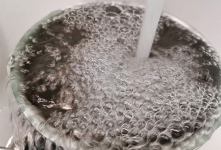 Фото шага рецепта Заправка к салату Цезарь 31130 шаг 3  