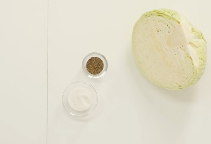 Фото шага рецепта Квашеная капуста зауэркраут 93980 шаг 1  