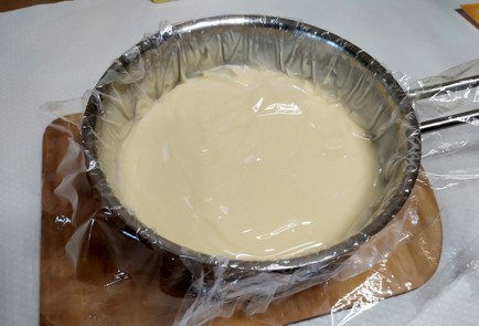 Фото шага рецепта Заварной крем 188021 шаг 9  