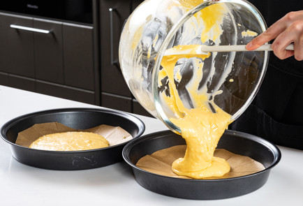 Фото шага рецепта Заварной торт Карпатка 191435 шаг 12  