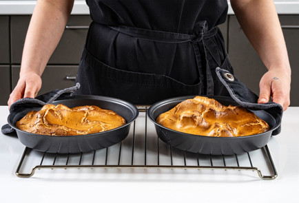 Фото шага рецепта Заварной торт Карпатка 191435 шаг 13  