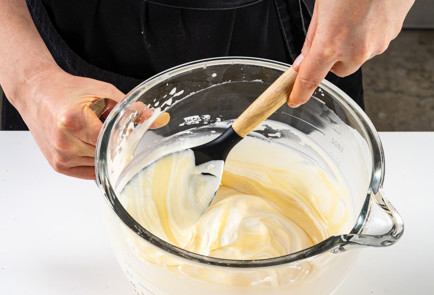 Фото шага рецепта Заварной торт Карпатка 191435 шаг 17  