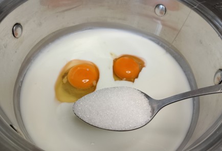 Фото шага рецепта Заварные блины на кефире 191300 шаг 3