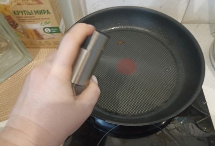 Фото шага рецепта Клубничные блинчики на завтрак для любимой к 14 февраля 191276 шаг 7