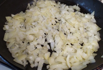 Фото шага рецепта Зажарка для борща 188023 шаг 4  