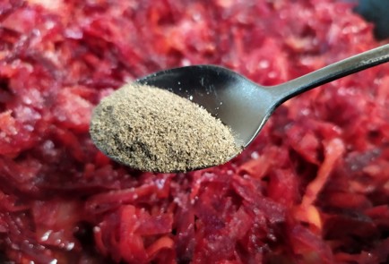 Фото шага рецепта Зажарка для борща 188023 шаг 9  