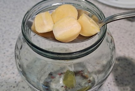 Фото шага рецепта Зеленые помидоры на зиму без стерилизации 190406 шаг 6  