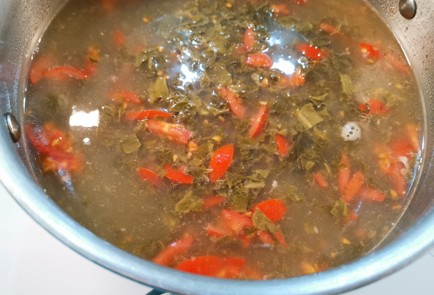 Фото шага рецепта Зеленые щи с перепелкой 191405 шаг 11  